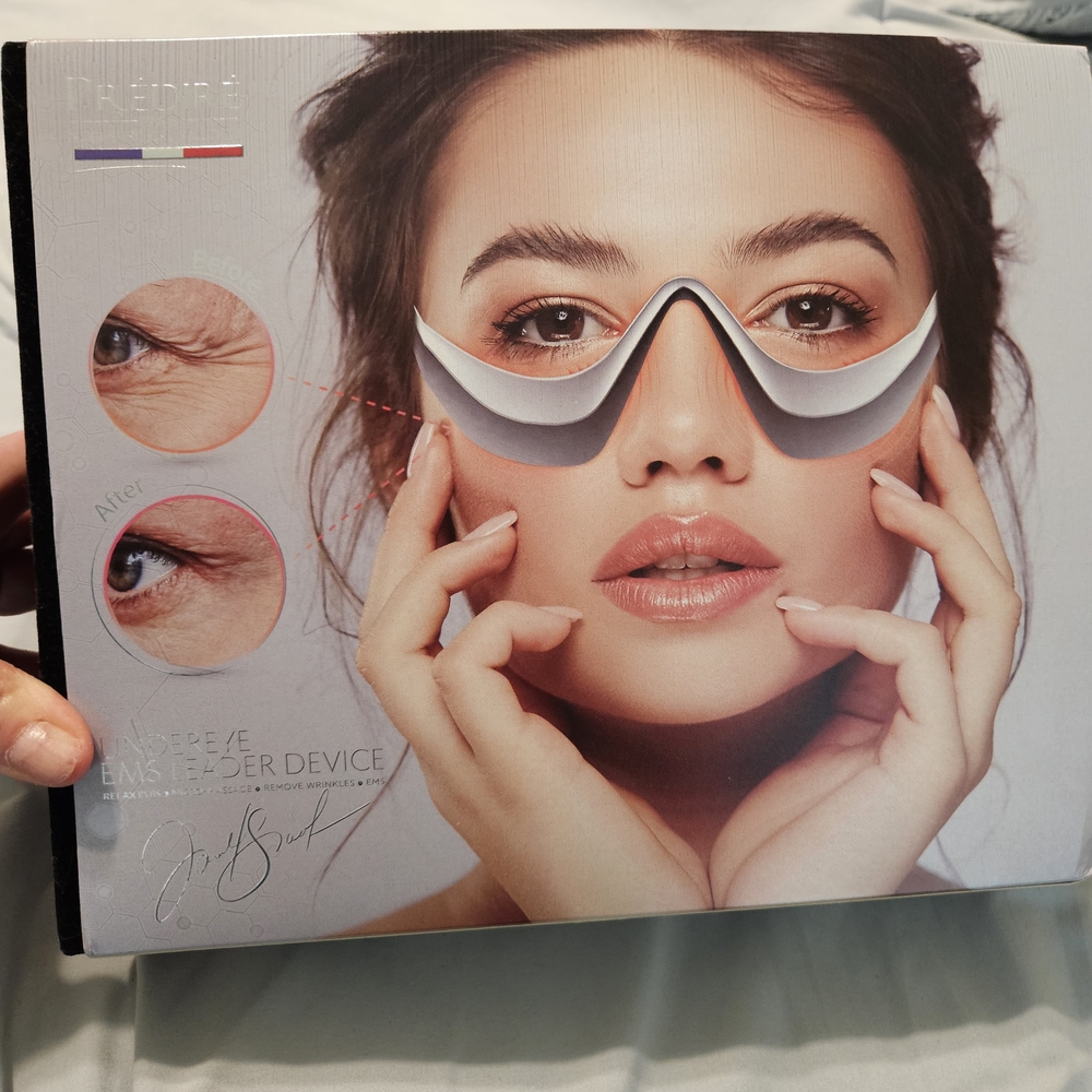 Predire Paris - Under-Eye EMS Leader Device MSRP $4800